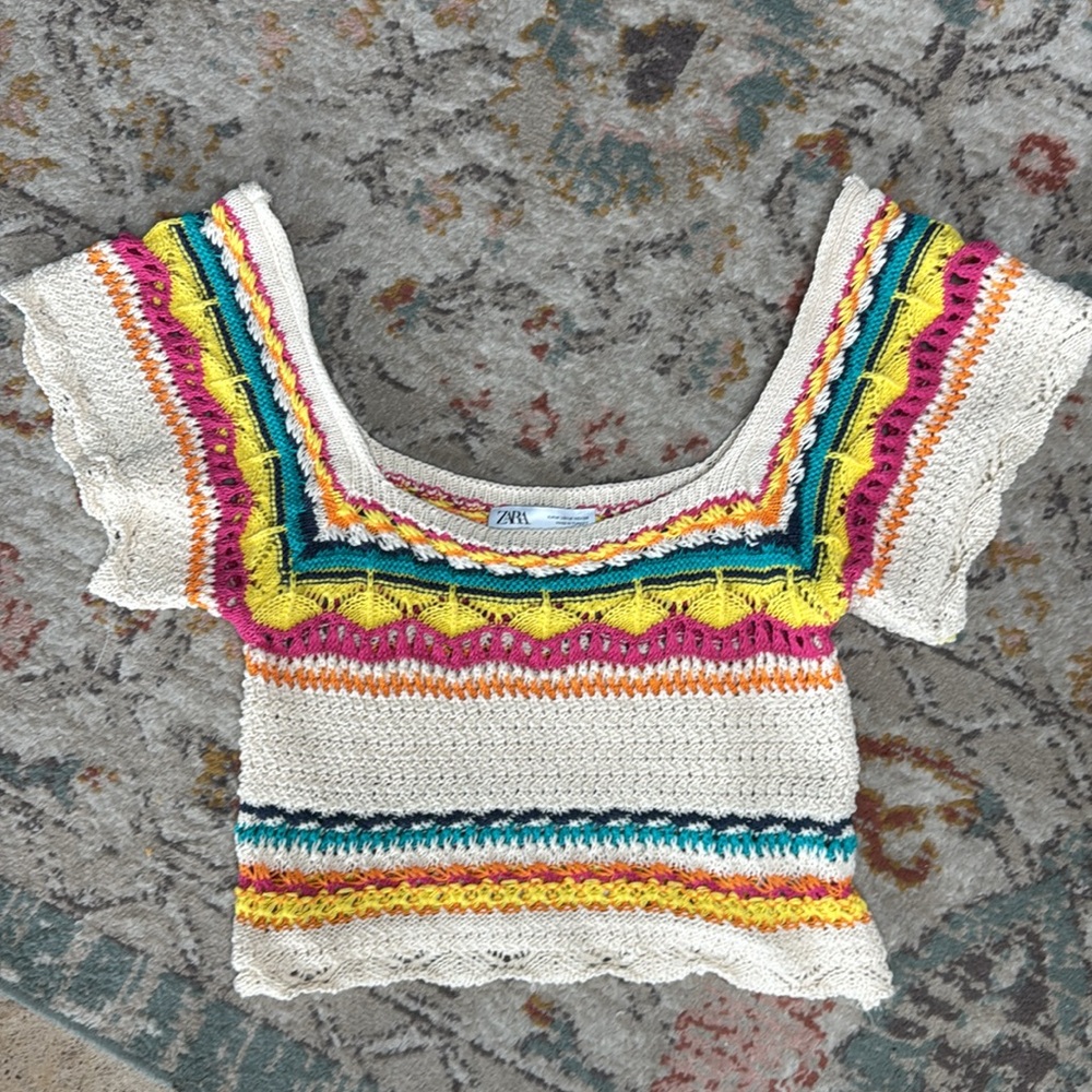 Zara Multi Color Cream Crotched Cropped‎ Cap Sleeve Top - medium - Picture 3 of 17